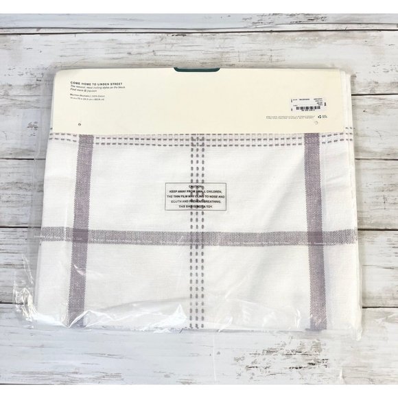 Linden Street Lavender Table Runner - Picture 2 of 3